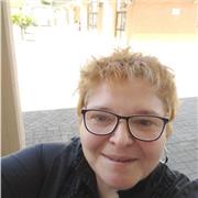 Ho fatto diversi esami universitari in matematica, sei uno studente delle superiori sono pronta a darti una mano👋